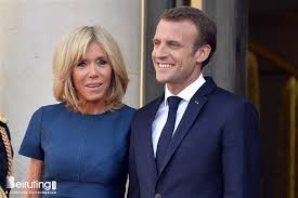 Sans présenter aucun symptôme grave, brigitte macron a elle aussi été testée positive au coronavirus à la veille de noël, quelques jours après son époux. Bp92lcy19u5i8m