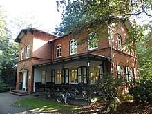 Durch den schwerpunkt „ethik und management hast du die möglichkeit, expert*in auf diesem gebiet zu werden. Das Rauhe Haus Wikipedia