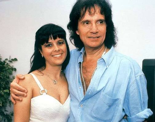 Las fotos personales de Roberto Carlos y Maria Rita aquí:  http://bit.ly/2zyVdjM