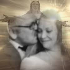 Does anyone know where I can purchase peach trees? Thank you in advance!