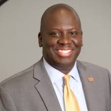 Superintendent Earnest Winston (@CMSSupt)