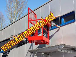 Karma Metal Forklift Insan Personel Adam Sepeti Panosundaki Pin