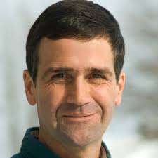 Faculty and staff celebrate milestones