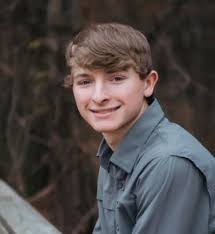 Holmes holds first ever virtual graduation ceremony