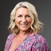 100+ Profile mit dem Suchbegriff „Bramley.“