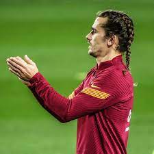 Great antoine griezmann grew out his hair but shaved, then restart his hair growth journey and now is. Antoine Griezmann Best Haircuts Soccergator