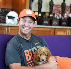 Dabo swinney introduces his son, will as 2017 recruit | acc must see moment dabo swinney had the unique honor of getting to introduce his son as part of clemson's 2017 recruiting class. Larry Williams On Twitter Dabo Swinney Surprised His Family With A New Dog Over The Summer He Named It Levi Just In Case I Forgot We Got Him The Year We Won