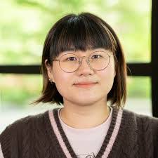 Laurel Gilbert's Instagram, Twitter & Facebook