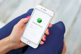 Airtags tap into apple's encompassing find my network and allow you to quickly find the item they're attached to, be it your keys, handbag, wallet, or whatever. Apple Airtags Alle Infos Zu Preis Und Release Business Insider