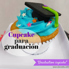Hazte socio de la tarjeta de cliente frecuente lety club y goza de beneficios especiales, como reservar tu pastel favorito por teléfono o participar en promociones especiales y sorpresas. Cupcake Para Fiesta De Graduacion Cocina