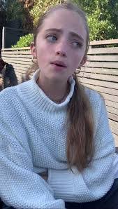 Lara Egan's Instagram, Twitter & Facebook