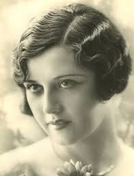 Her tennis matches drew huge crowds and she was a. Wonderful 1920 S Women Hairstyles Stylezco