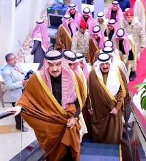 أحمد بن علي الخطيب البغدادي. Ù†ÙŠØ§Ø¨Ø© Ø¹Ù† Ø§Ù„Ù…Ù„Ùƒ Ø£Ù…ÙŠØ± Ø§Ù„Ø±ÙŠØ§Ø¶ ÙŠØ±Ø¹Ù‰ Ø­ÙÙ„ Ø³Ø¨Ø§Ù‚ ÙƒØ£Ø³ Ø§Ù„Ø£Ù…ÙŠØ± Ù…Ø­Ù…Ø¯ Ø¨Ù† Ø³Ø¹ÙˆØ¯ Ø§Ù„ÙƒØ¨ÙŠØ± Ø§Ù„Ù…Ø¯ÙŠÙ†Ø©