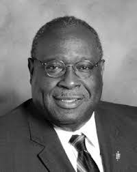 Dora Washington's Instagram, Twitter & Facebook