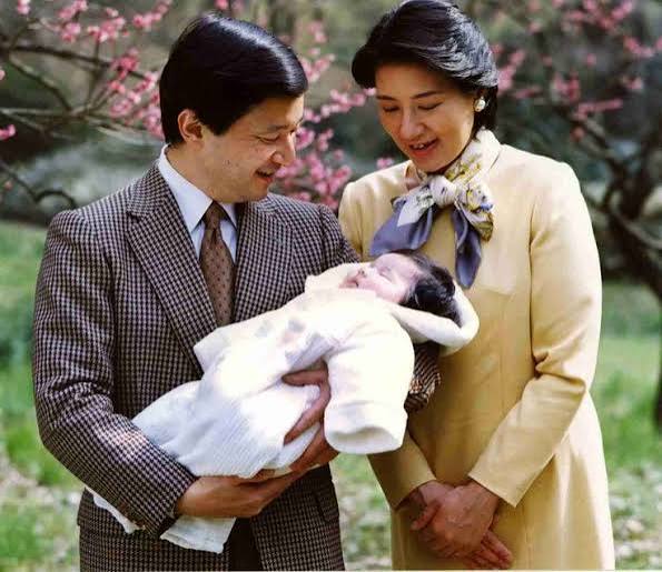 生後4か月 敬宮愛子さま