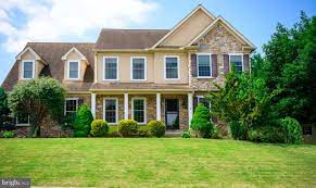 Depending on if you want to drive or not. 3024 Weaver Rd Lititz Pa 17543 Mls Pala165768 Coldwell Banker