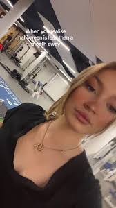 Eliza Blum's Instagram, Twitter & Facebook