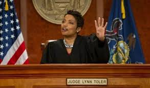 Lynn toler, a veteran municipal court judge, is the star of the syndicated tv show divorce court. Whatever Happened To Judge Lynn Toler
