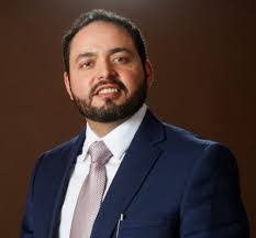 Daniel Cape's Instagram, Twitter & Facebook