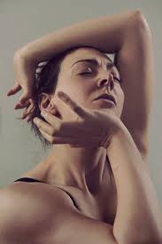 MUM' A NEW PLAY FROM THE OLIVIER AWARD-WINNING WRITER OF 'EMILIA' MORGAN  LLOYD MALCOLM AND THE PRODUCER OF 'FLEABAG' AND 'BABY REINDEER' FRANCESCA  MOODY PRODUCTIONS * Fairy Powered Productions