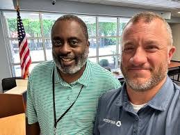 Kathy Hollifield's Instagram, Twitter & Facebook