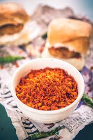 Maharashtrian Coconut Garlic Chutney Is The Secret To Take Your Vada Pav To A Next Level Here Is Chutney Recipes Garlic Chutney Indian Food Recipes Vegetarian