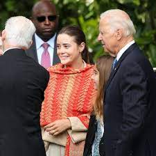 Quick shoutout to the smartest man i know, hunter biden. Who Is Naomi Biden Joe Biden S Granddaughter