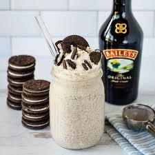 Easy recipes anyone can make, that everyone will love! Baileys Cookies And Cream Milkshake Easy Dessert Cocktail Recipe Coastal Wandering