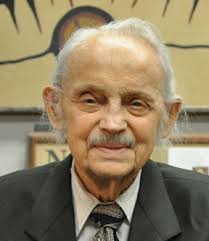 Canada's oldest working lawyer dies