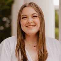 Emma Mosher's Instagram, Twitter & Facebook