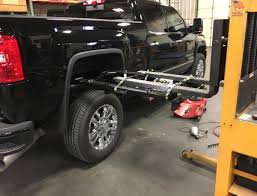 This video walks step by step through the process of how to install a 5th wheel hitch into the gm truck bed puck system. Factory 5th Wheel Prep Package 2015 2019 Silverado Sierra Hd Mods Gm Trucks Com