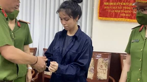 Khởi tố, bắt giam người mẫu An "Tây", ca sĩ Chi Dân, "cô tiên" Trúc Phương  do liên quan ma túy