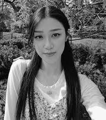 Diamond Amari's Instagram, Twitter & Facebook