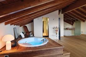 Mobile softub whirlpools für haus und garten. Schwimmbad Idee Relaxbereich Mit Whirlpool Zu Hause