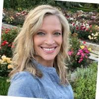 1100+ "Lind" profiles