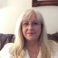 Monica Beard's Instagram, Twitter & Facebook