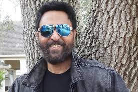 Actor Babu Antony helps COVID affected fan