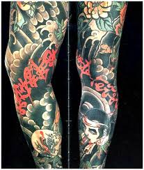Traditional japanese tattooing, or irezumi, has been intertwined with the yakuza since their inception. Sketsa Tato Yakuza Di Kaki Tattoo Design