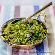 Winter Vegetables And Tuvar Lilva In Green Sauce Winter Dinner Recipes Green Vegetable Recipes Indian Food Recipes