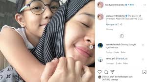 6 fakta perjalanan cinta laudya cynthia bella dan engku emran yang di ujung tanduk. Berkaca Dari Laudya Cynthia Bella Ini Cara Beri Kabar Perceraian Ke Anak