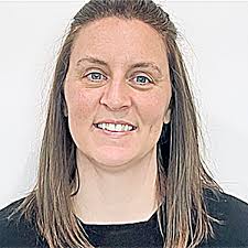 Holmes steps down from Hindmarsh