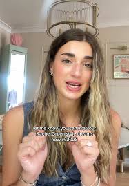 What do you do when your dream piece of clothing doesn’t exist? You create  it. 😜 #fashiondesigner #dreamclothes #rachelgreenoutfits #rachelgreenskirt  #designingmydreamoutfit