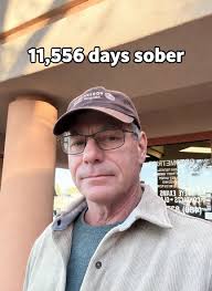 Just want to let all my people know I'm 472 days sober and counting. I even  quit drinking alcohole 💪🏻. Anyone can do the same. I need friends from  recovery NC let