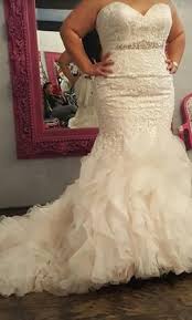 Allure Bridals 9254 Buy This Dress For A Fraction Of The Salon Price On Preownedweddingdresses Com Allure Bridal Dresses Wedding Dresses