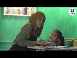 Adam and maya are now married and live happily, but tested when adam's video was karaoke with an actor, anita became viral. Download Cekelat Honey Mp4 Mp3 3gp Daily Movies Hub
