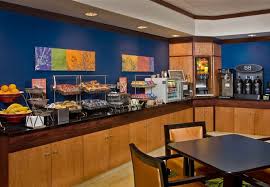 Fairfield Inn Suites Dulles Airport Chantilly Fairfield Inn Hotel Breakfast Modern Hotel Room