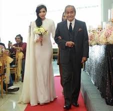 Biodata dan profil amelia henderson. Amelia Henderson And Husband