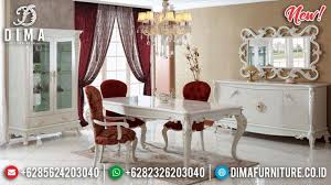 New Model Set Meja Makan Mewah Gaya Kolosal Mm 0611 In 2020 Buy Dining Room Table Classic Dining Room Red Dining Room