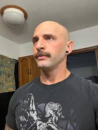 Brandon Blanton (@brandonblanton12)