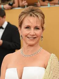 Carteris was born in scottsdale, arizona, to marlene, a realtor, and ernest j. Gabrielle Carteris Videos And Video Clips Tv Guide